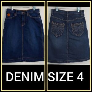 Western Dark wash Denim skirt with gold thread some stretch. 4